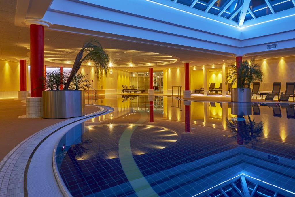 Daily Pool Access